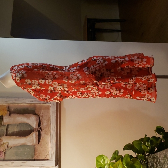 Gilli Dress - Picture 9 of 9